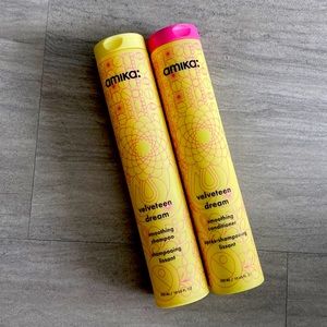 Amika velveteen dream